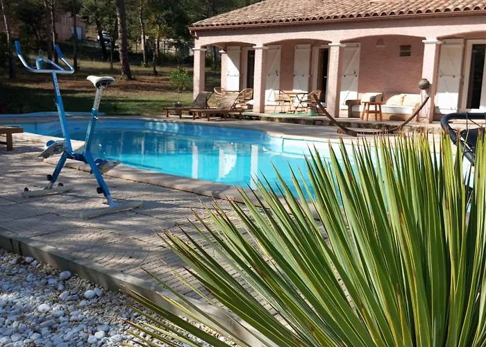 Le Mas Victoria - Chambres d'hôtes avec table d'hôtes-Parking privé ferme